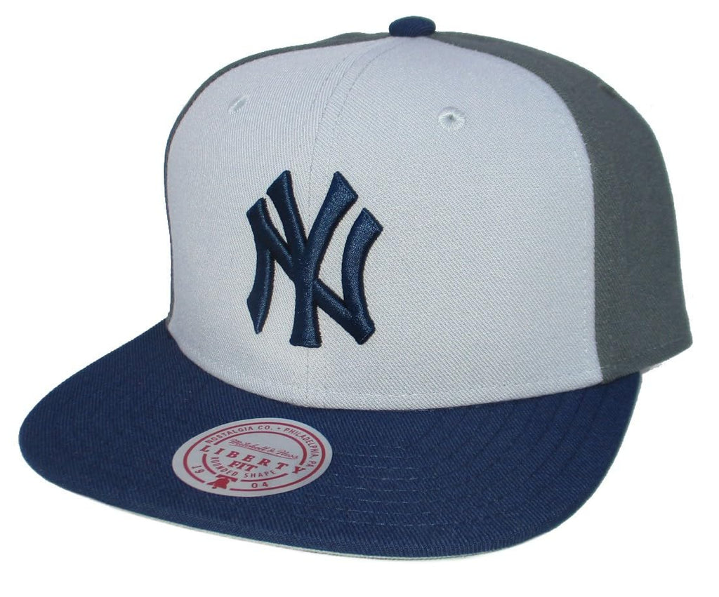 [HY11518-NYYGREY] MENS MITCHELL & NESS MLB TRIPLE PLAY LIBERTY SNAPBACK YANKEES