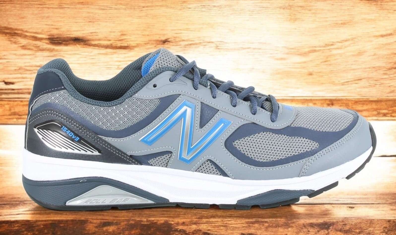[M1540MB3] MENS NEW BALANCE 1540V3 (MEDIUM WIDTH)