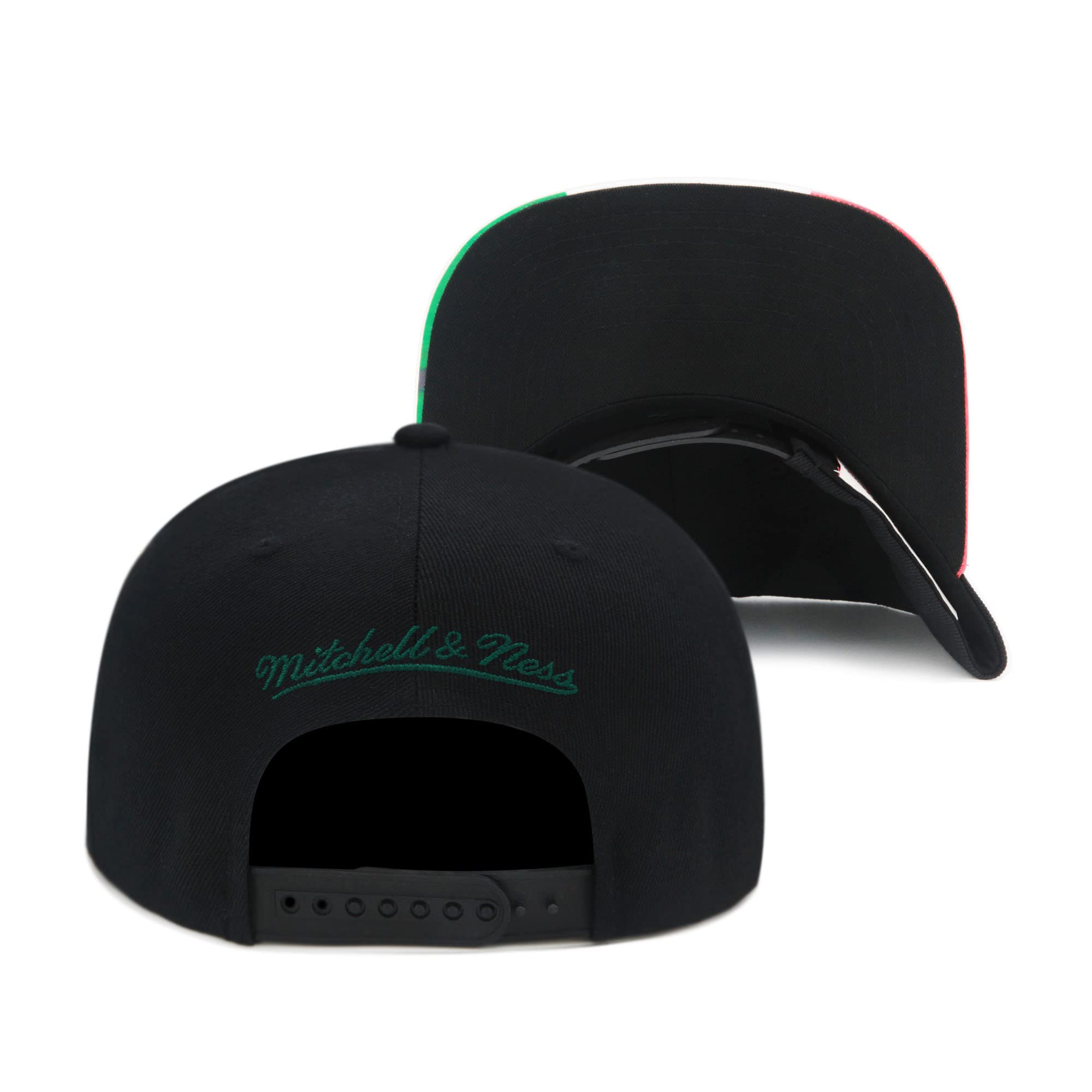 Mens Mitchell & Ness BRANDED FLAG 2 TONE SNAPBACK - MEXICAN FLAG
