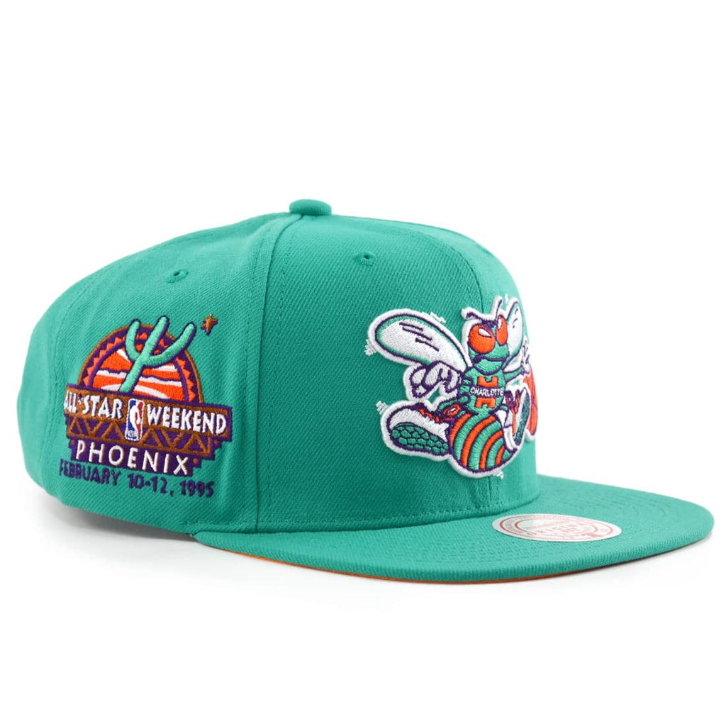 Mens MITCHELL & NESS NBA DESERT GREEN SNAPBACK HWC HORNETS