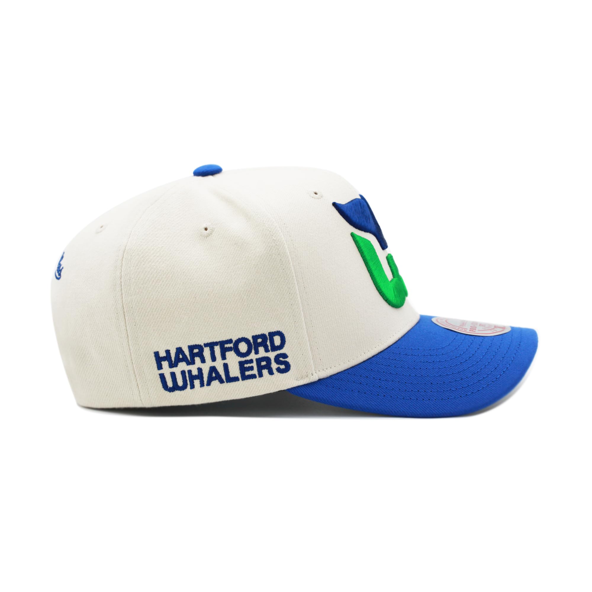 MENS MITCHELL & NESS NHL GAME ON PRO SNAPBACK VNTG WHALERS - OFF WHITE