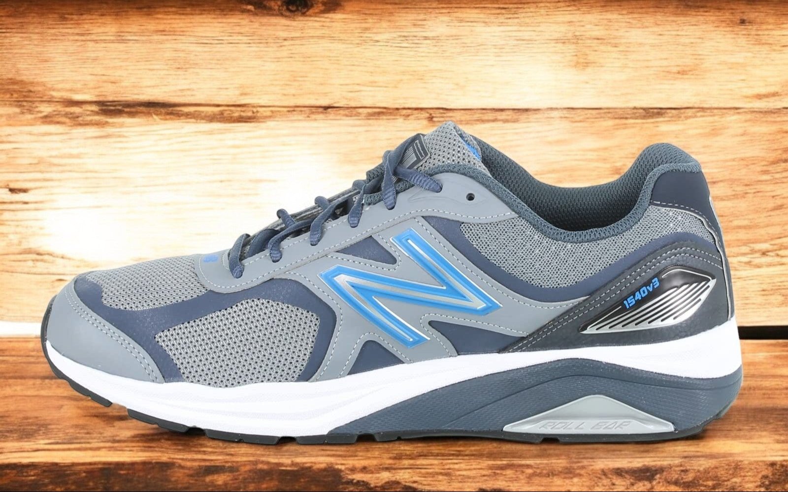[M1540MB3] MENS NEW BALANCE 1540V3 (MEDIUM WIDTH)