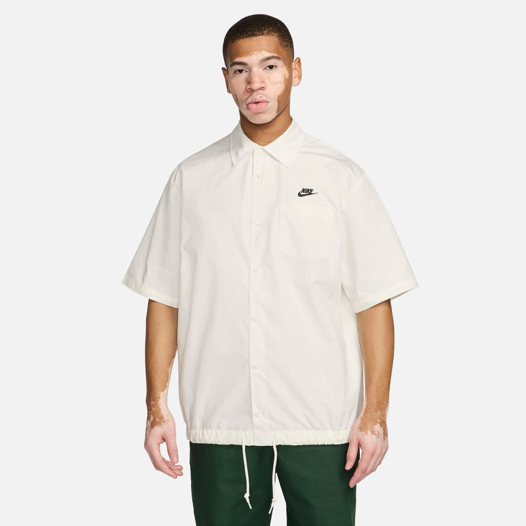 [FN3902-133] MENS NIKE CLUB BUTTON-UP SHORT SLEEVE OXFORD