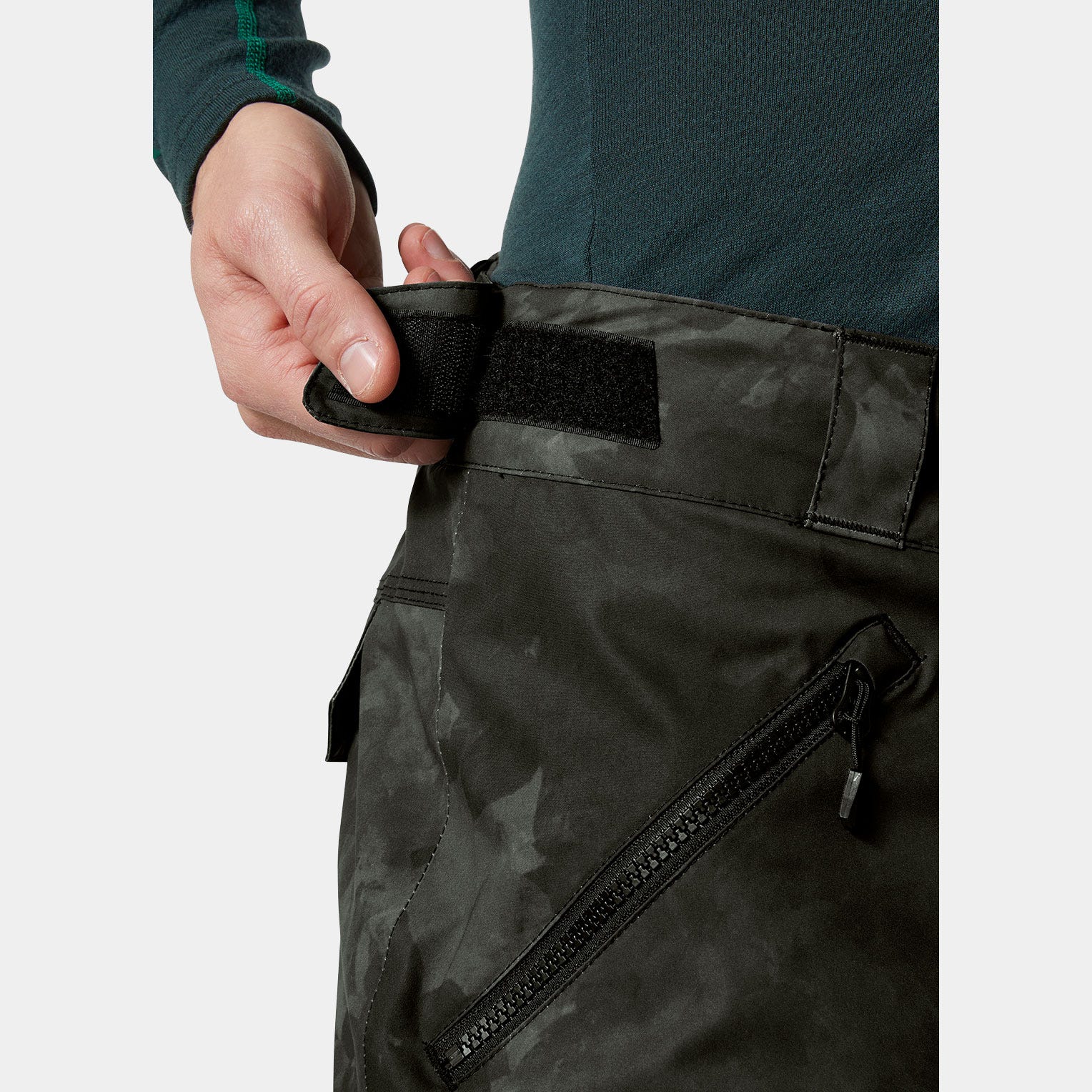 [65673-993] MENS HELLY HANSEN SOGN CARGO WATERPROOF PANTS