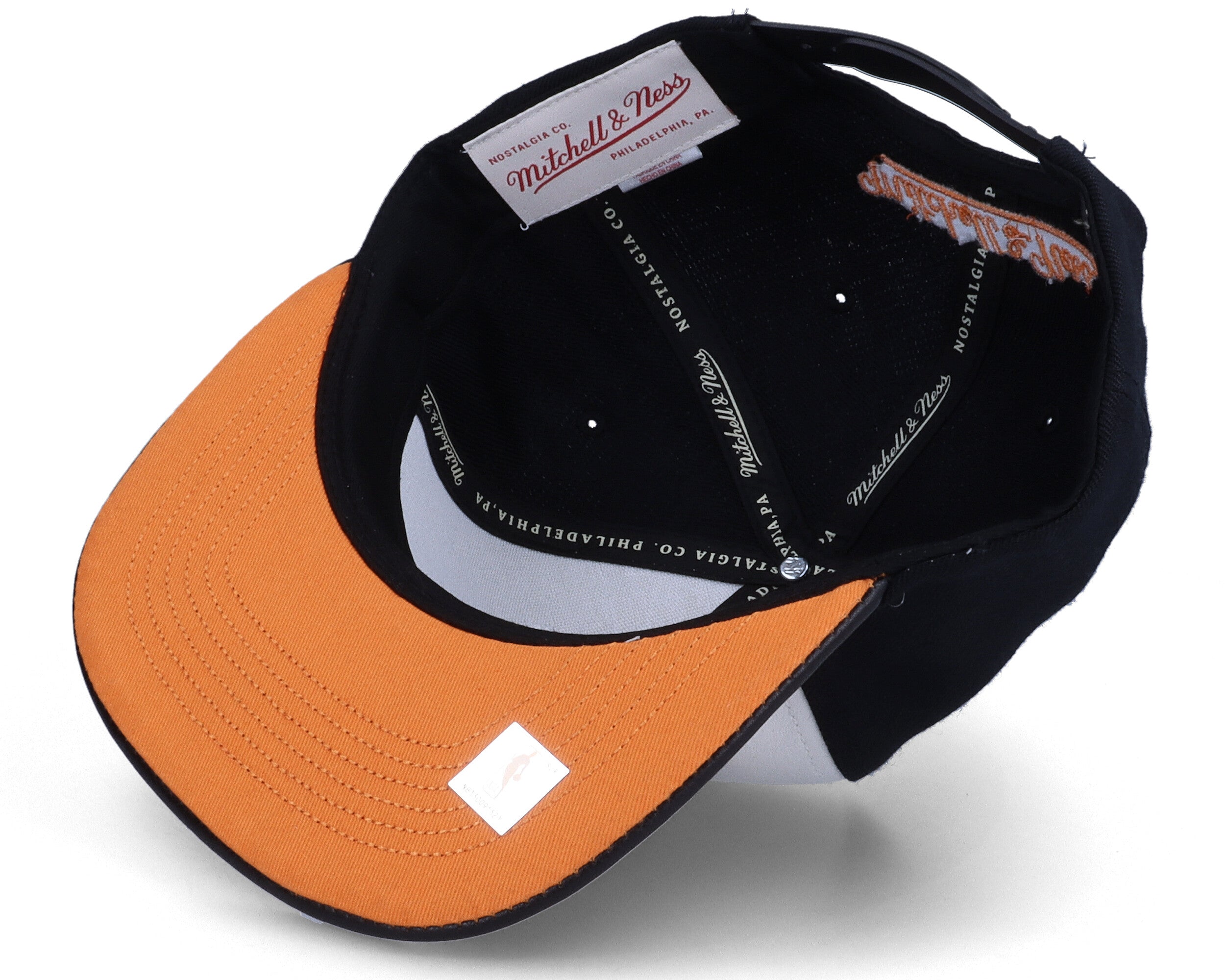 Mens Mitchell & Ness NBA DAY ONE SNAPBACK BULLS