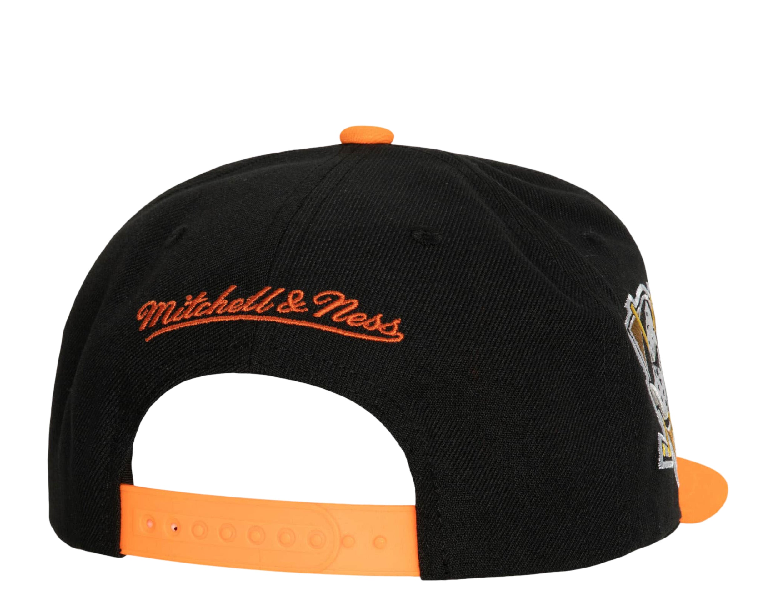 MENS MITCHELL & NESS NHL VINTAGE SCRIPT SNAPBACK DUCKS - BLACK