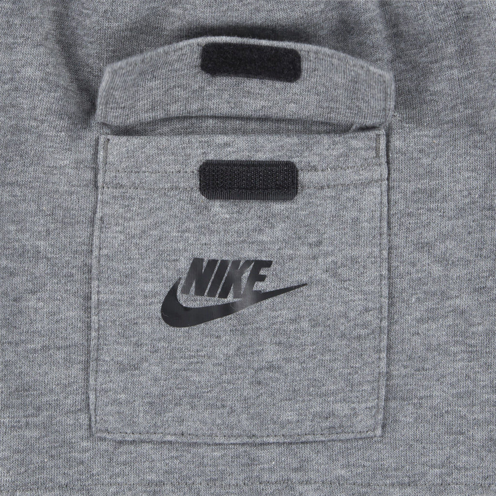 [86J213-GEH] TODDLERS NIKE SPORTSWEAR T-SHIRT AND CARGO SHORTS SET