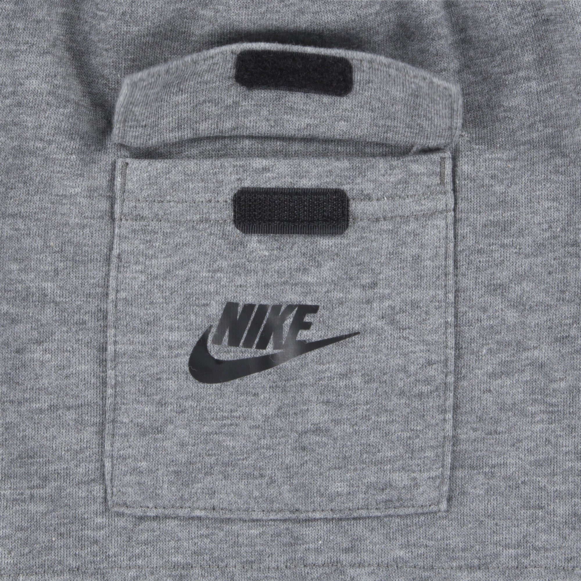 [86J213-GEH] TODDLERS NIKE SPORTSWEAR T-SHIRT AND CARGO SHORTS SET