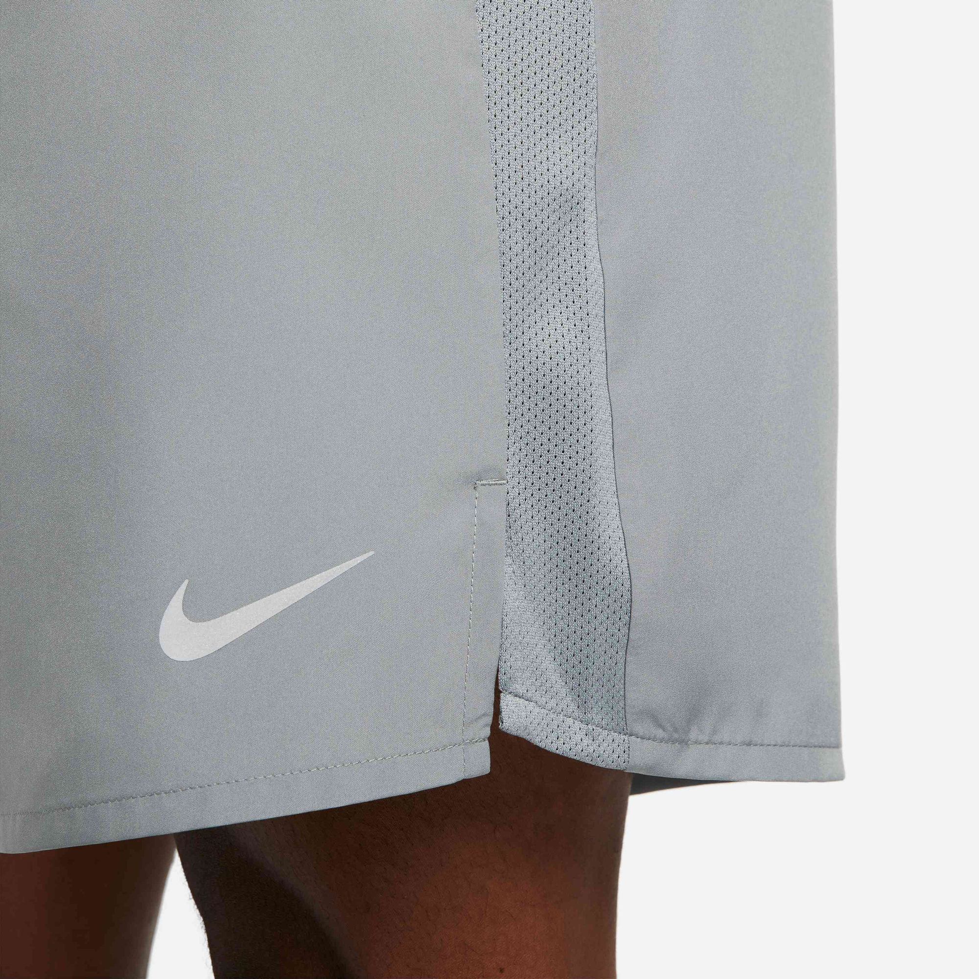 [DV9359-084] MENS NIKE CHALLENGER DRI-FIT 7" BRIEF-LINED RUNNING SHORTS