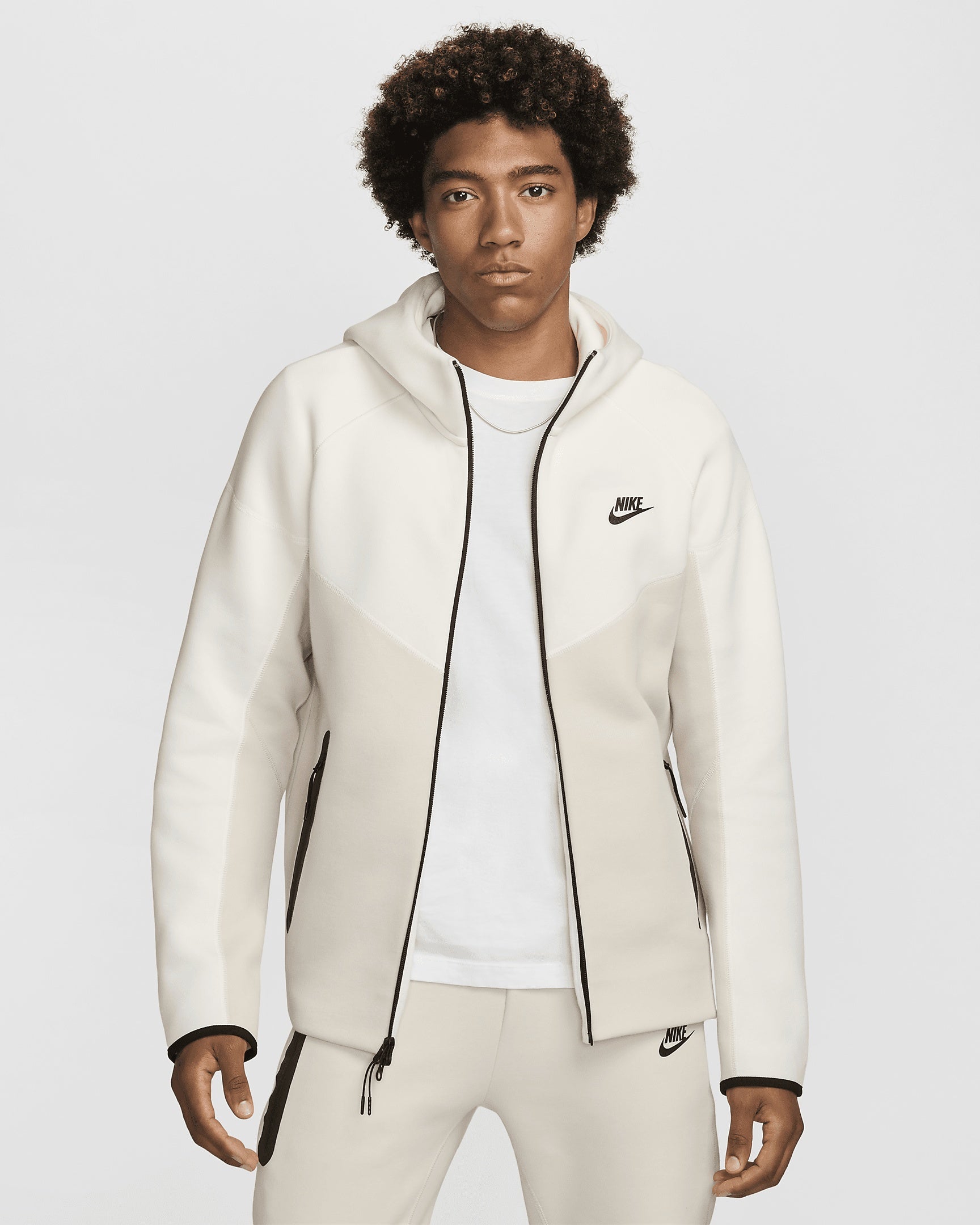 [FB7921-104] MENS NIKE FULL-ZIP SPORTSWEAR TECH FLEECE HOODIE