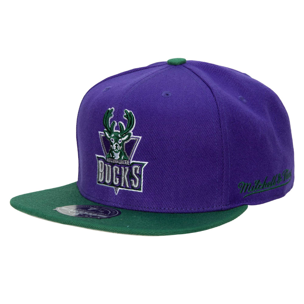 [6HSFSH21302-MBUPURP] MENS MITCHELL & NESS NBA MILWAUKEE BUCKS TEAM SIDE FITTED