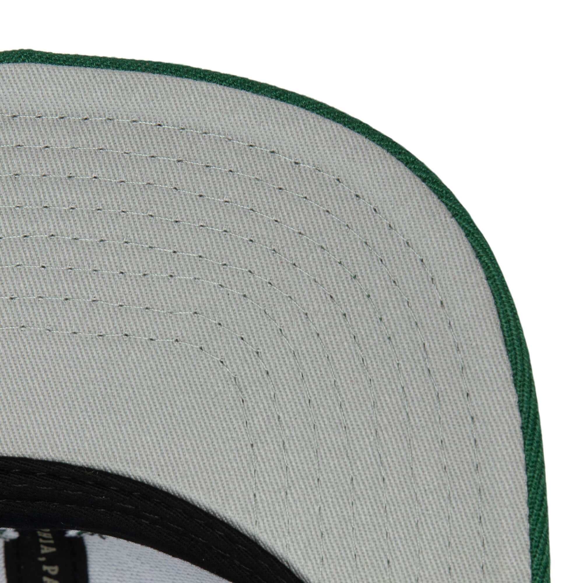 [6HSFSH21302-MBUPURP] MENS MITCHELL & NESS NBA MILWAUKEE BUCKS TEAM SIDE FITTED
