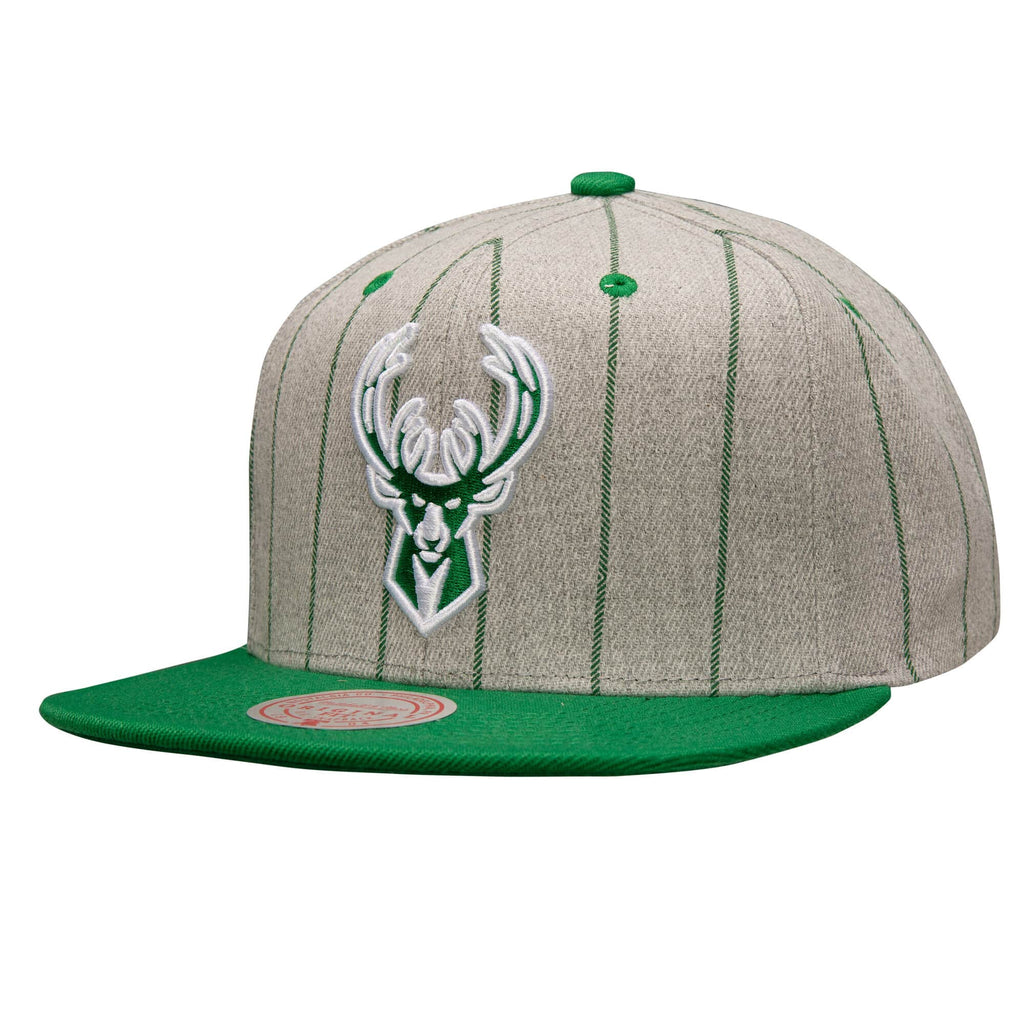 Mens Mitchell & Ness NBA GRAY PIN POP SNAPBACK BUCKS