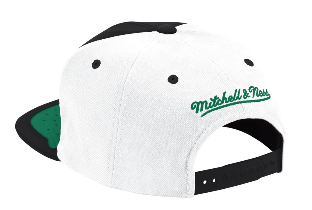 [6HSSMM19224-CBUWHGN] MENS MITCHELL & NESS NBA CHICAGO BULLS DAY ONE SNAPBACK