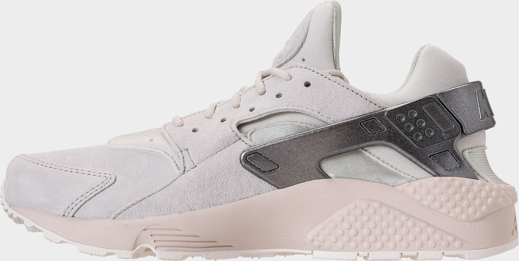 [704830-013] MENS NIKE AIR HUARACHE RUN PRM 'LIGHT BONE METALLIC COOL GREY-SAIL'