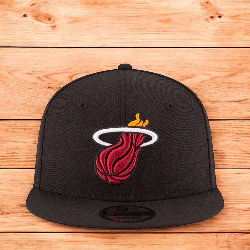[70556872] Mens New Era NBA 950 TEAM COLOR SNAPBACK - MIAMI HEAT