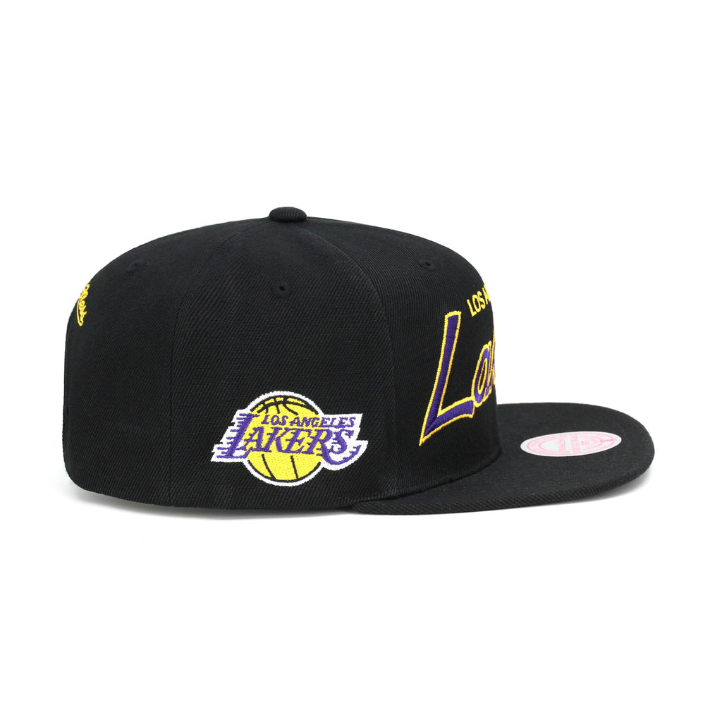 Mens MITCHELL & NESS NBA SPORTS SPECIALTY SNAPBACK LAKERS