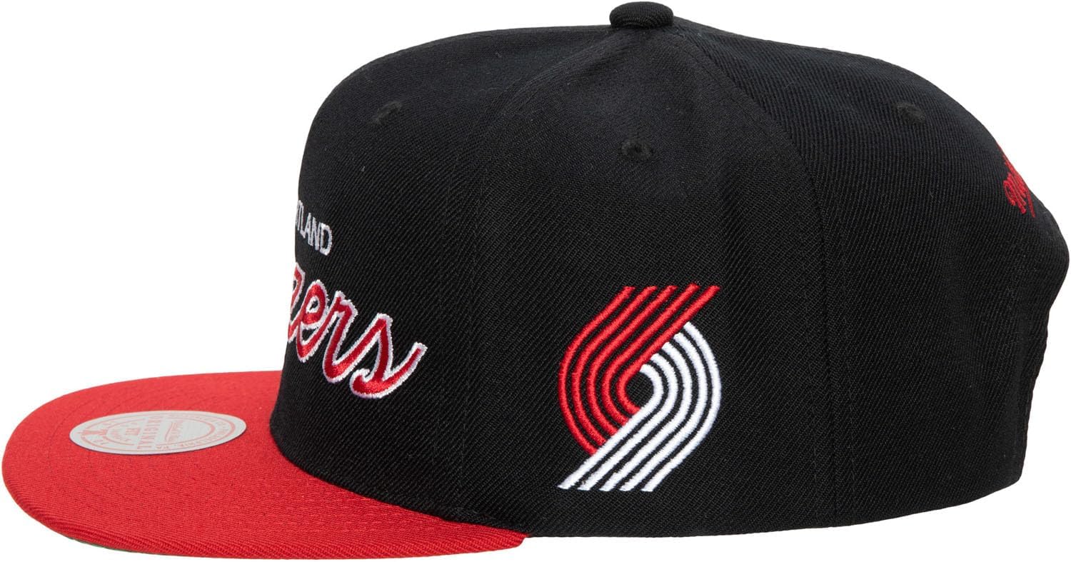 Mens Mitchell & Ness NBA TEAM SCRIPT 2.0 SNAPBACK HWC TRAIL BLAZERS