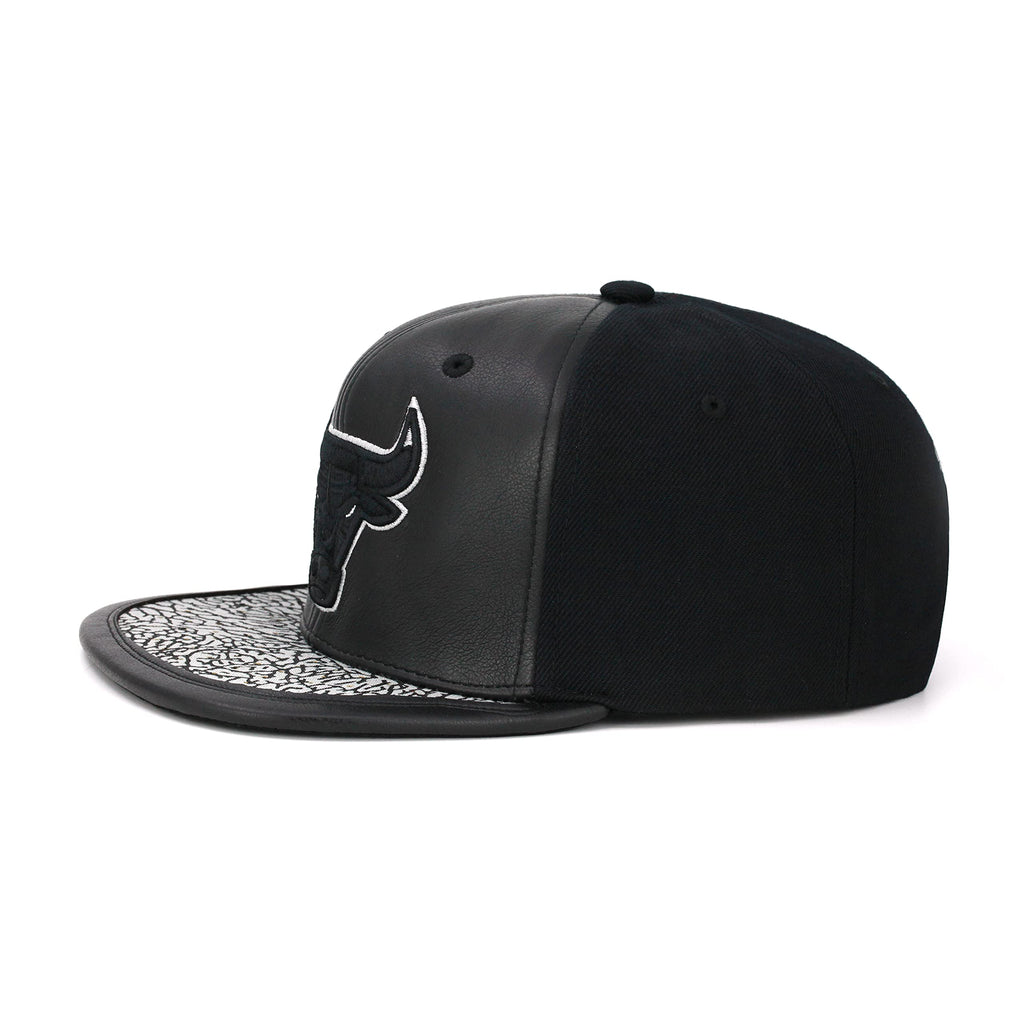[6HSSMM19225-CBUBKGY] MENS MITCHELL & NESS NBA CHICAGO BULLS DAY ONE SNAPBACK