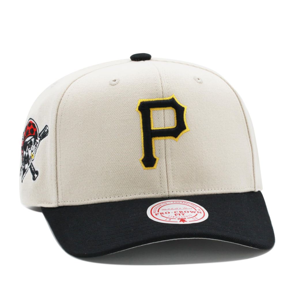 Mens Mitchell & Ness MLB GAME ON PRO SNAPBACK PIRATES
