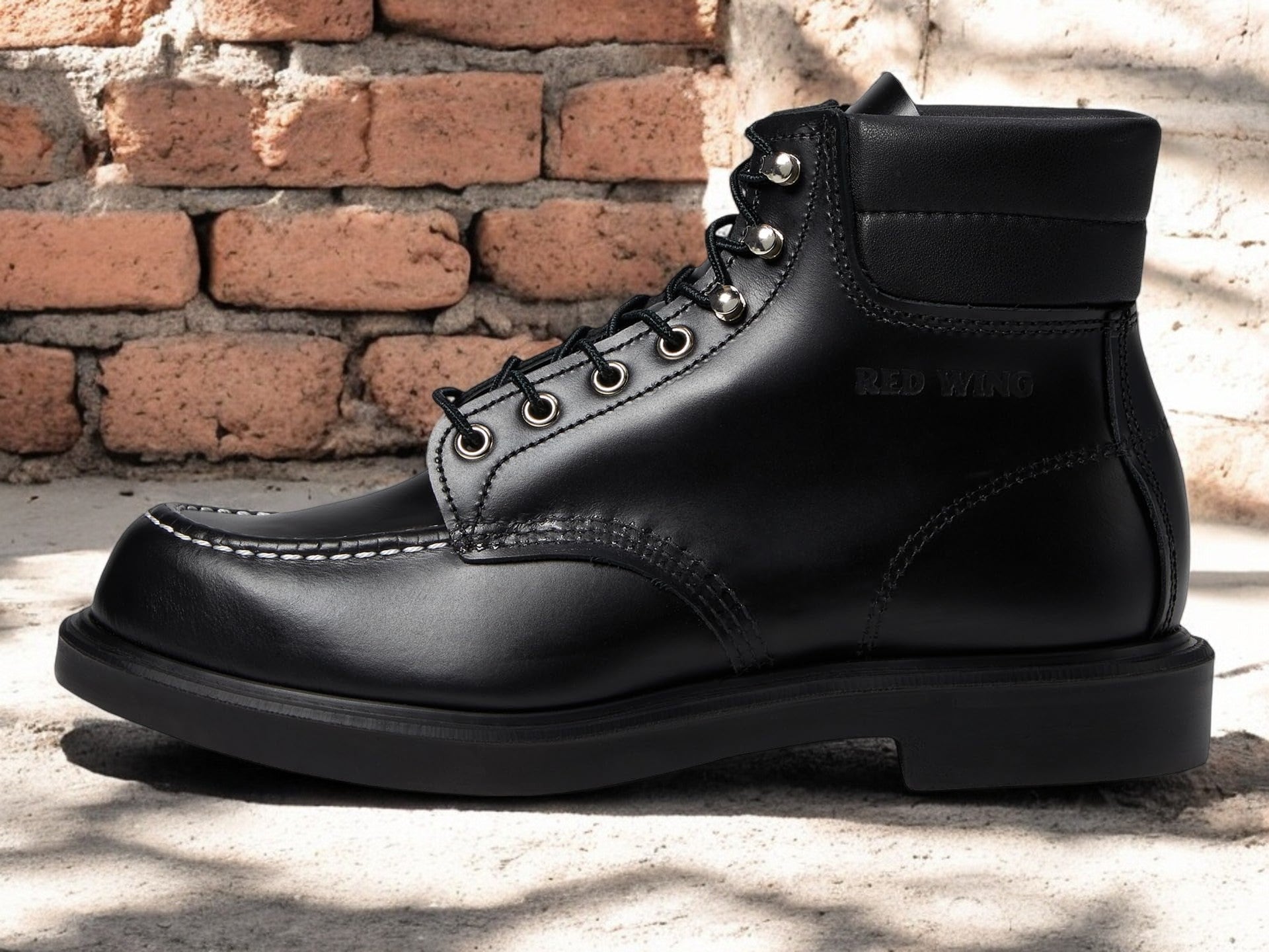 [8133] MENS RED WING SUPERSOLE MOC TOE (MEDIUM WIDTH)