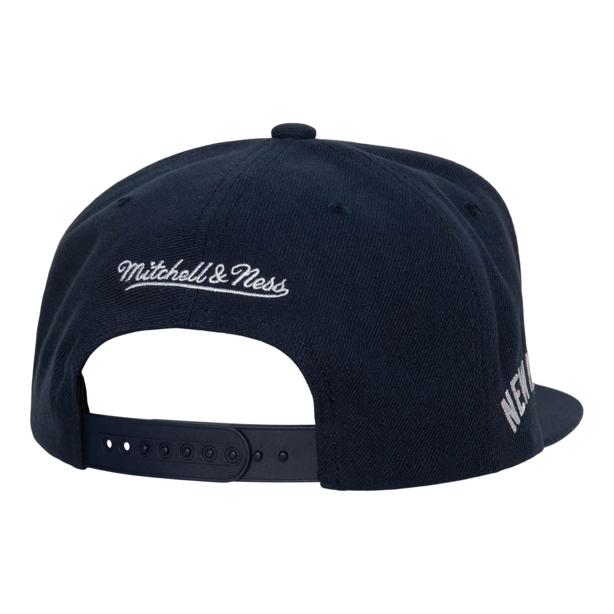Mens Mitchell & Ness MLB EVERGREEN SNAPBACK COOP YANKEES