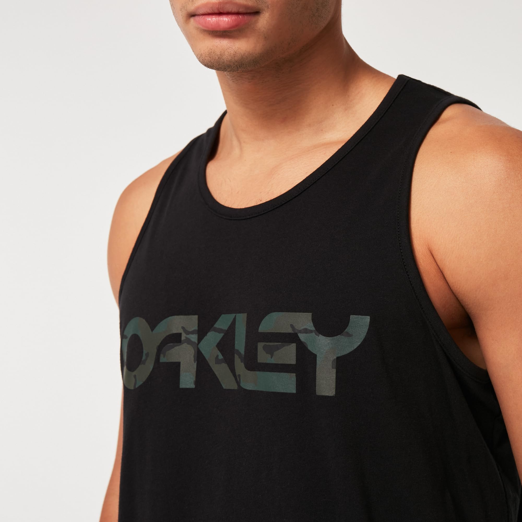 [457135-02E] MENS OAKLEY TANK MARK II BLACKOUT