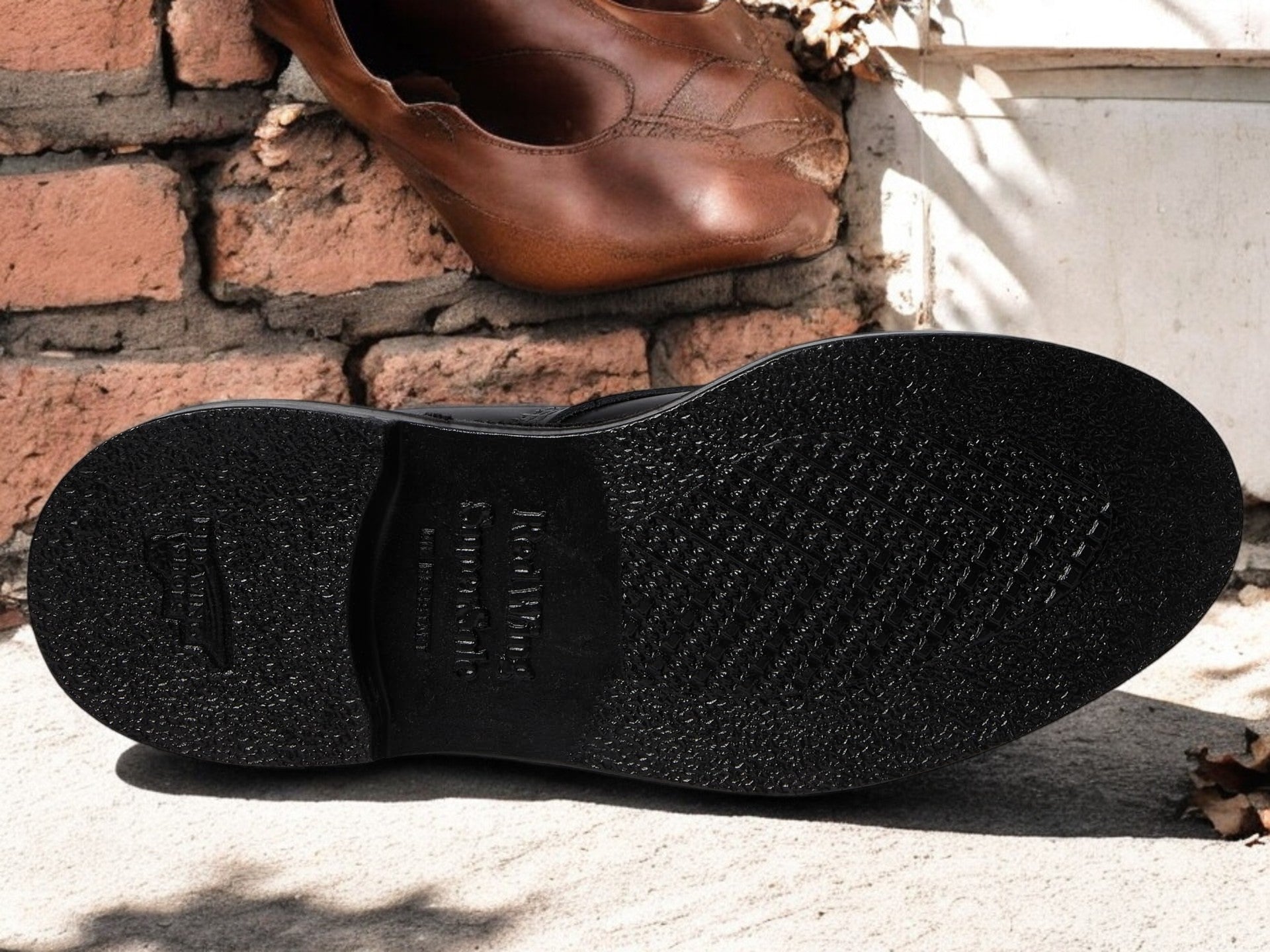 [8133] MENS RED WING SUPERSOLE MOC TOE (MEDIUM WIDTH)