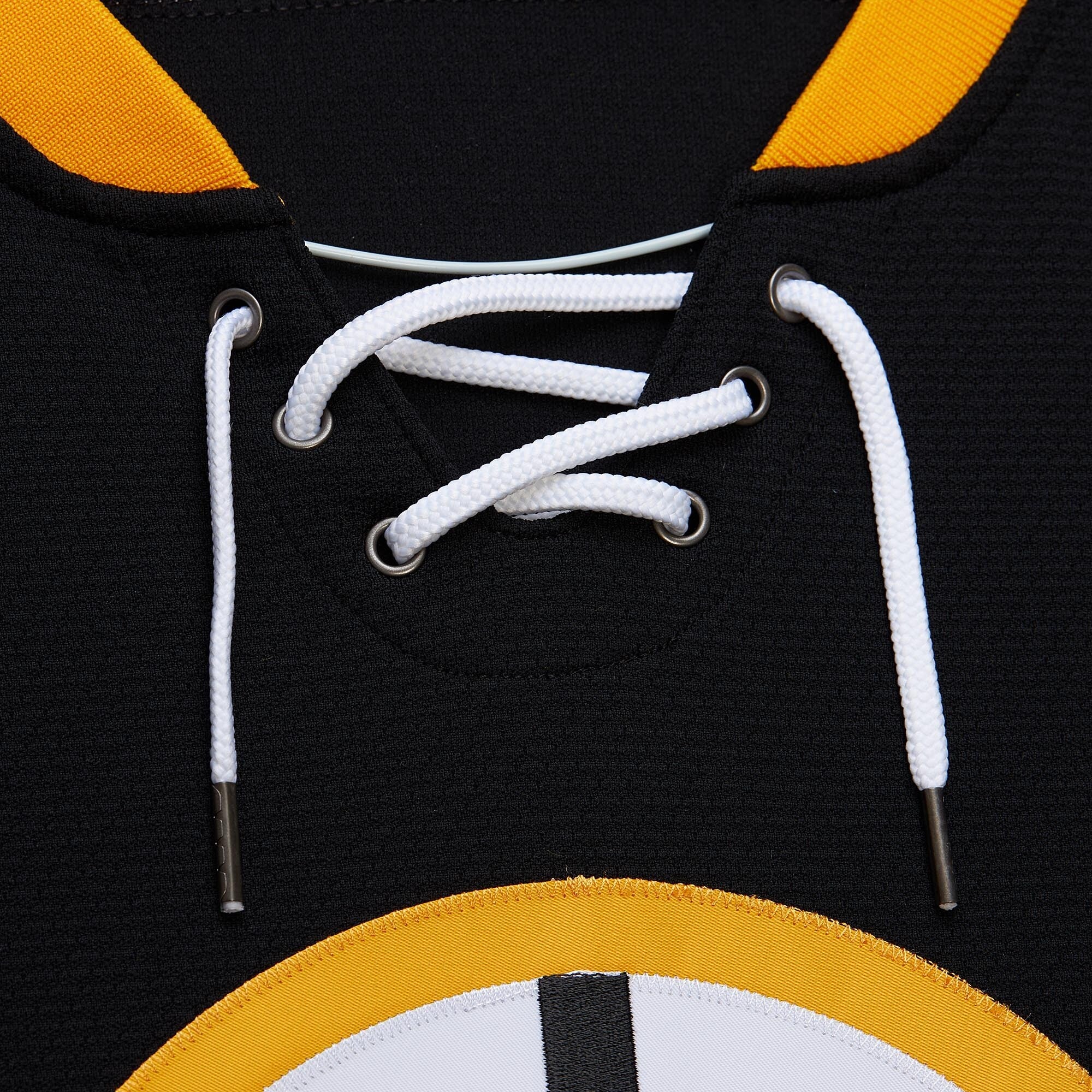 Mens Mitchell & Ness NHL DARK JERSEY BLUE LINE 2.0 BRUINS 1971 BOBBY ORR