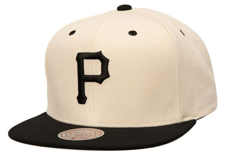 [HS9558-PPIOFWH] MENS MITCHELL & NESS MLB EVERGREEN CREAM BLACK SNAPBACK PIRATES