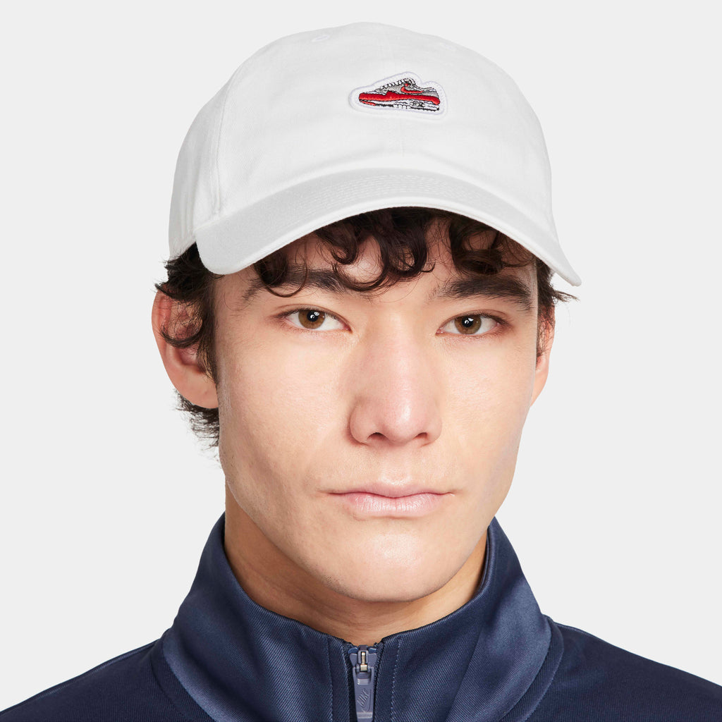 [FN4402-100] UNISEX NIKE CLUB UNSTRUCTURED "AIR MAX 1" CAP
