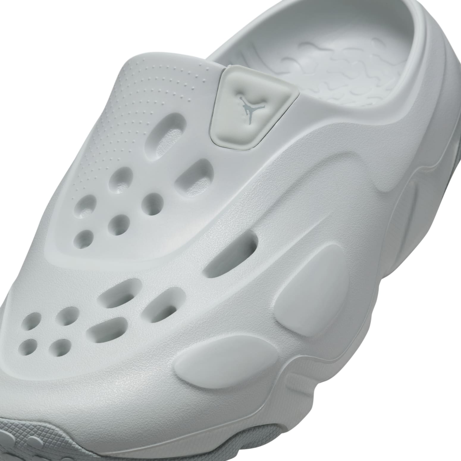 [FQ0227-002] MENS AIR JORDAN ROAM 'LIGHT SILVER LIGHT PUMICE'