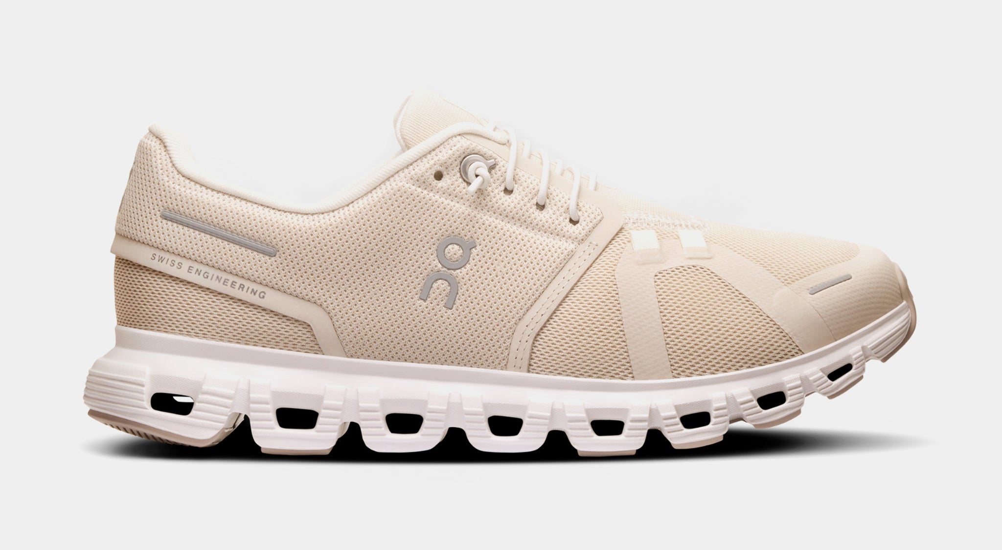 [3WF10060755] WOMENS ON RUNNING CLOUD 6