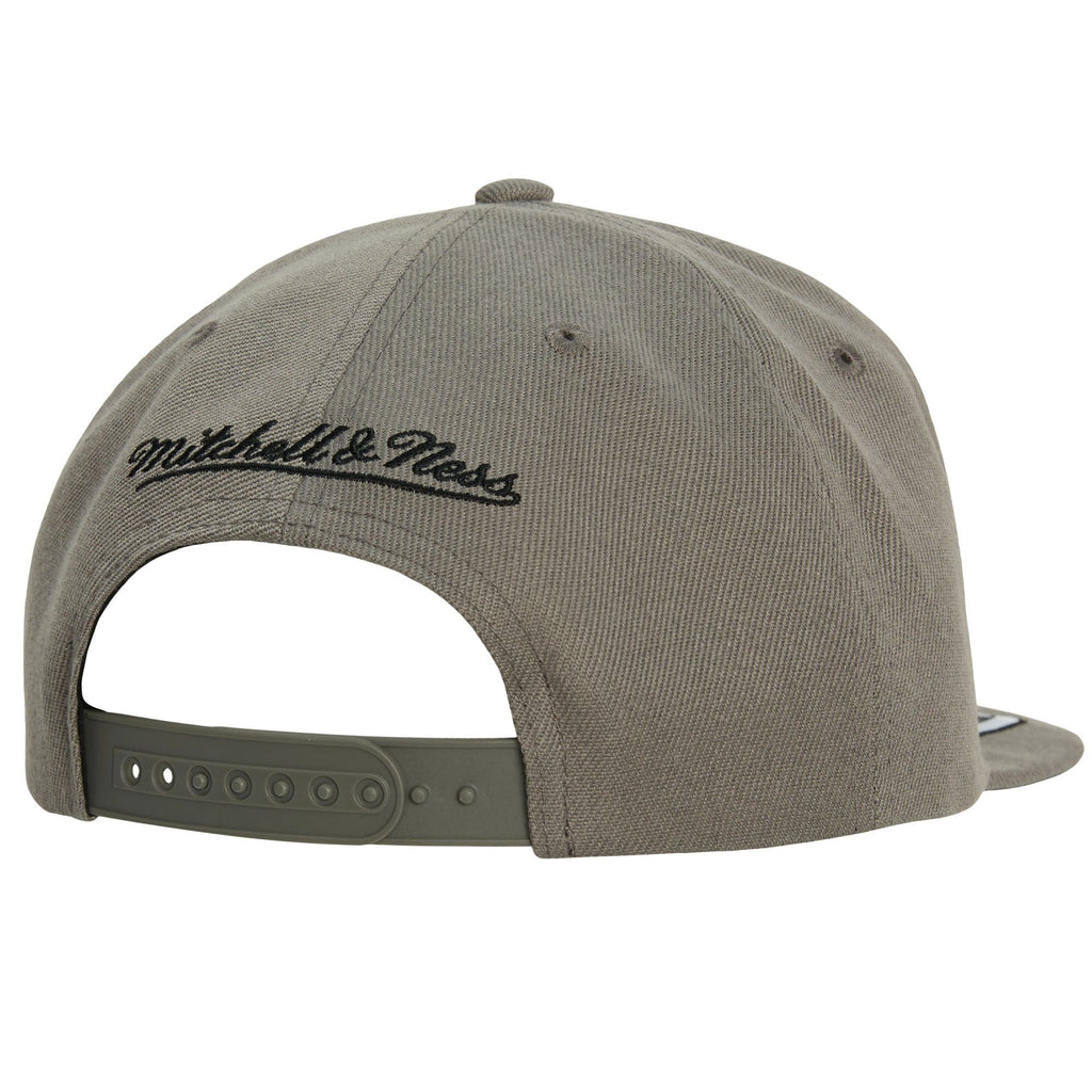 MENS MITCHELL & NESS NBA FRONT FACE SNAPBACK NETS - GREY