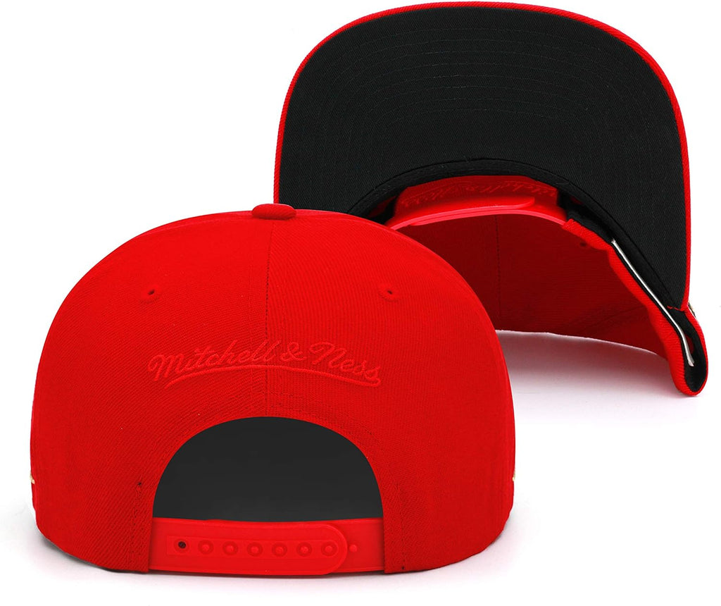 [6HSSMO18270-CBURED1] MENS MITCHELL & NESS NBA CHICAGO BULLS DIAMOND SNAPBACK