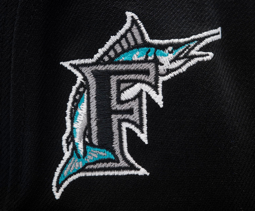 Mens Mitchell & Ness MLB EVERGREEN SCRIPT SNAPBACK COOP MARLINS