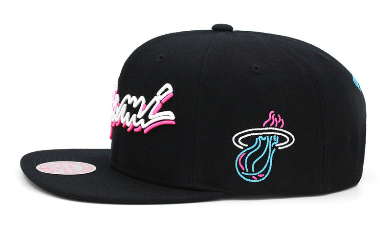 [6HSSMO19313-MHEBLCK] MENS NBA MIAMI HEAT NEON VICE LIGHTS SNAPBACK