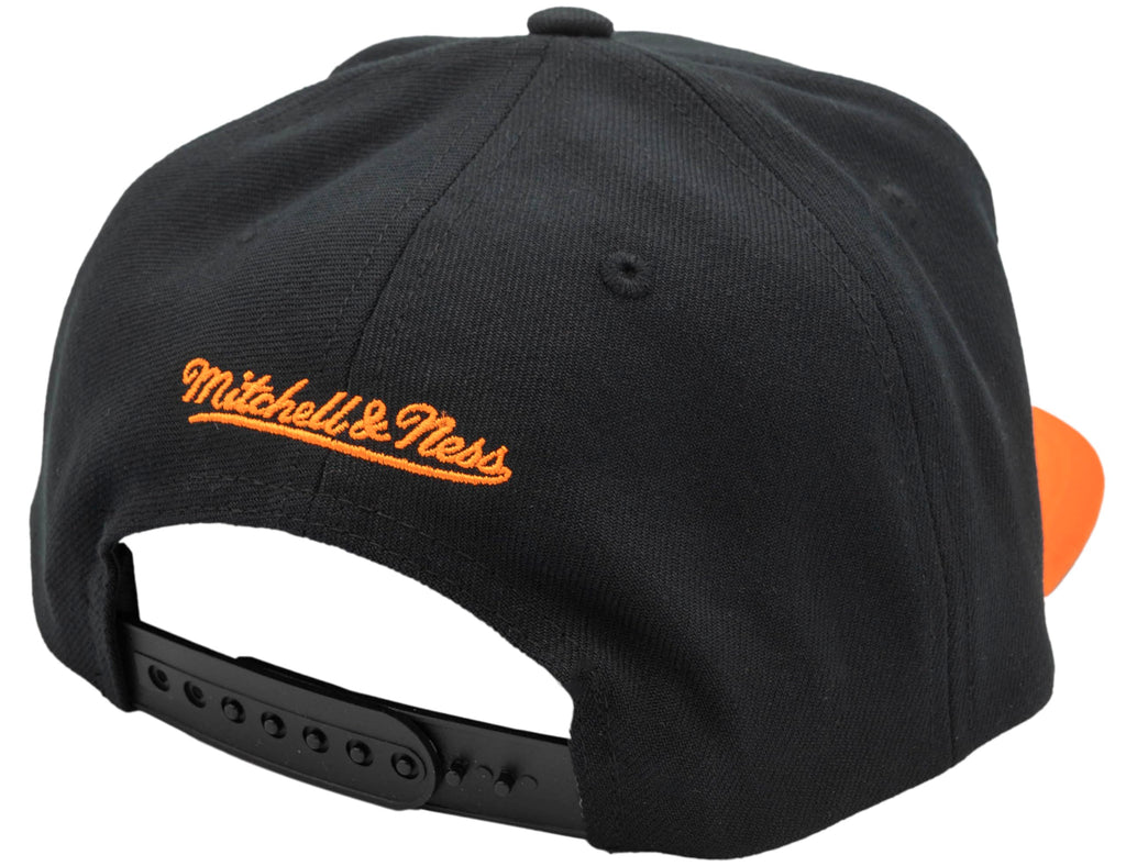 Mens Mitchell & Ness MLB EVERGREEN SCRIPT SNAPBACK ORIOLES