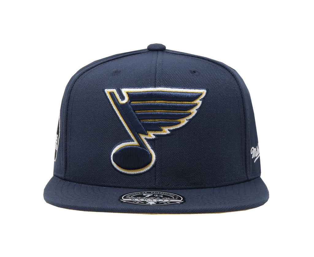 Mens Mitchell & Ness NHL VINTAGE FITTED BLUES