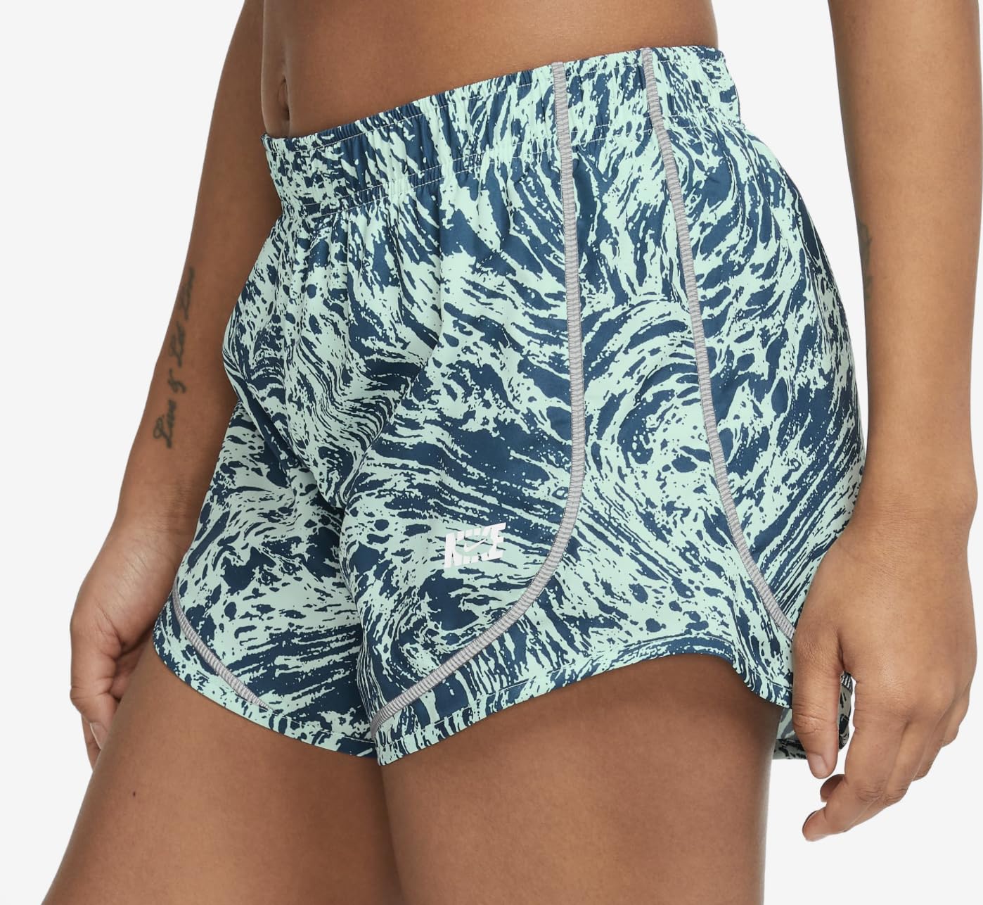 [DQ6673-379] WOMENS NIKE DRI-FIT ICON CLASH TEMPO SHORTS