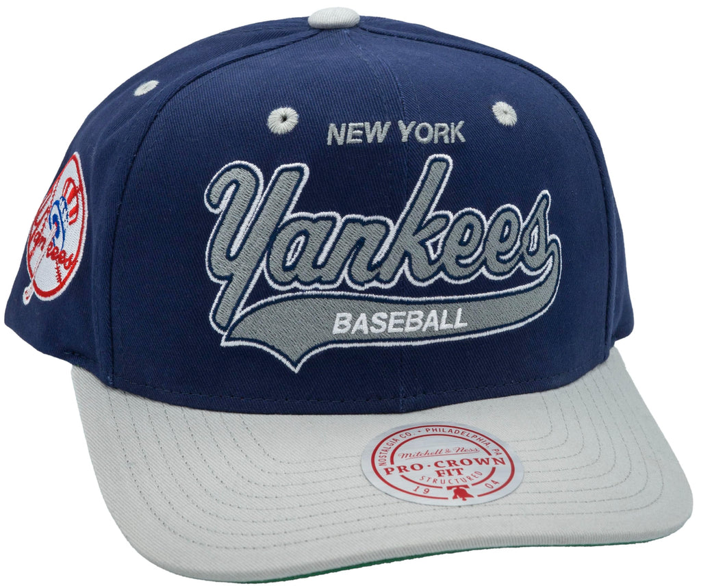 Mens Mitchell & Ness MLB TAIL SWEEP 2.0 PRO SNAPBACK YANKEES