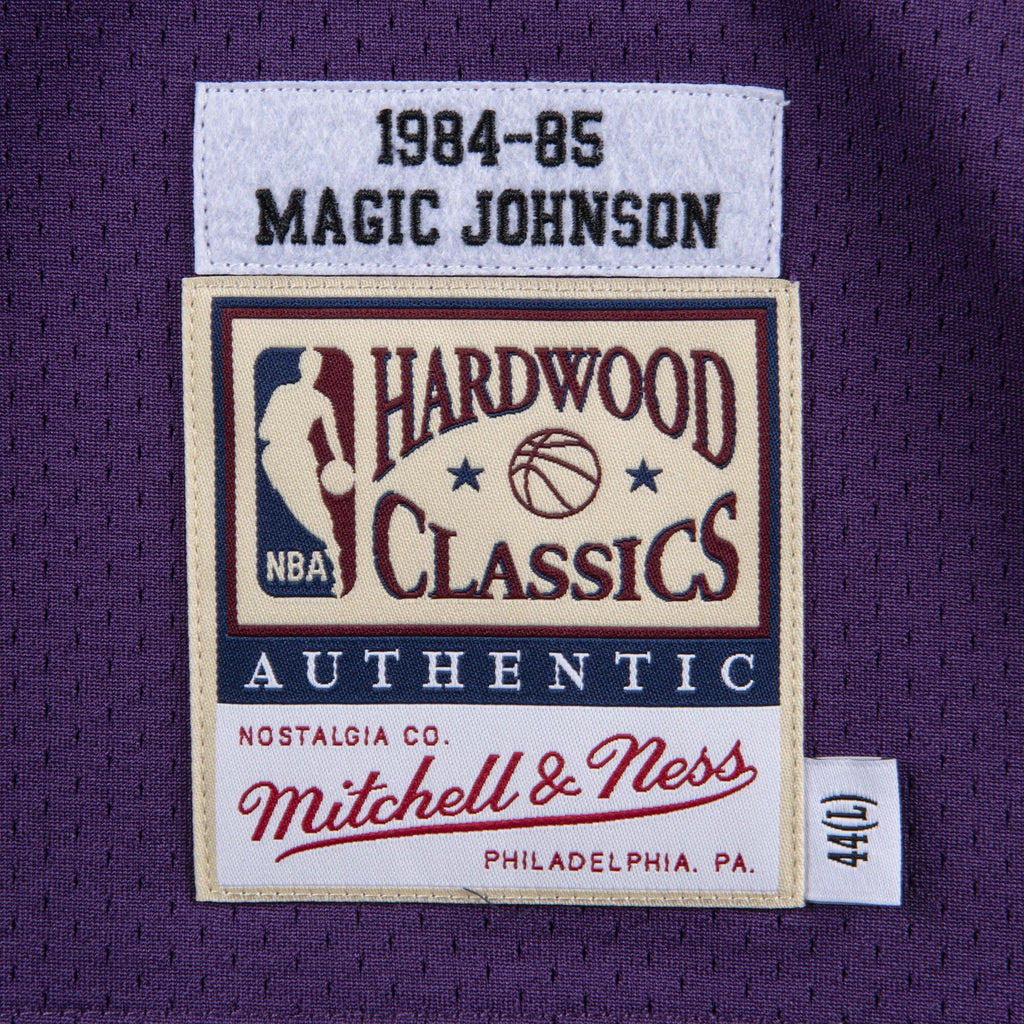 Mens Mitchell & Ness NBA AUTHENTIC JERSEY LAKERS MAGIC JOHNSON 84
