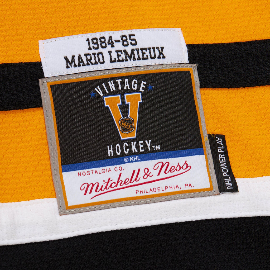 Mens Mitchell & Ness NHL GOLD JERSEY PENGUINS 1984 MARIO LEMIEUX