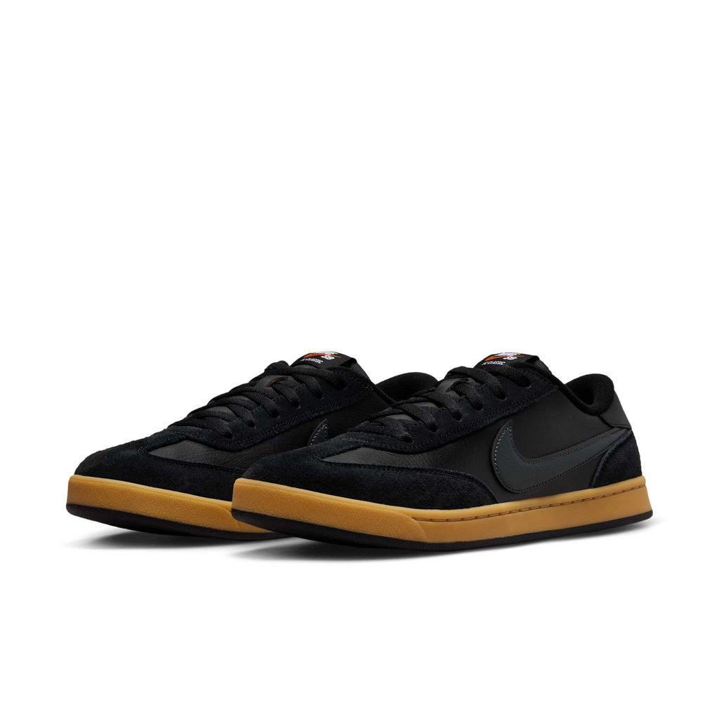[909096-008] Mens Nike SB FC CLASSIC 'BLACK ANTHRACITE GUM'