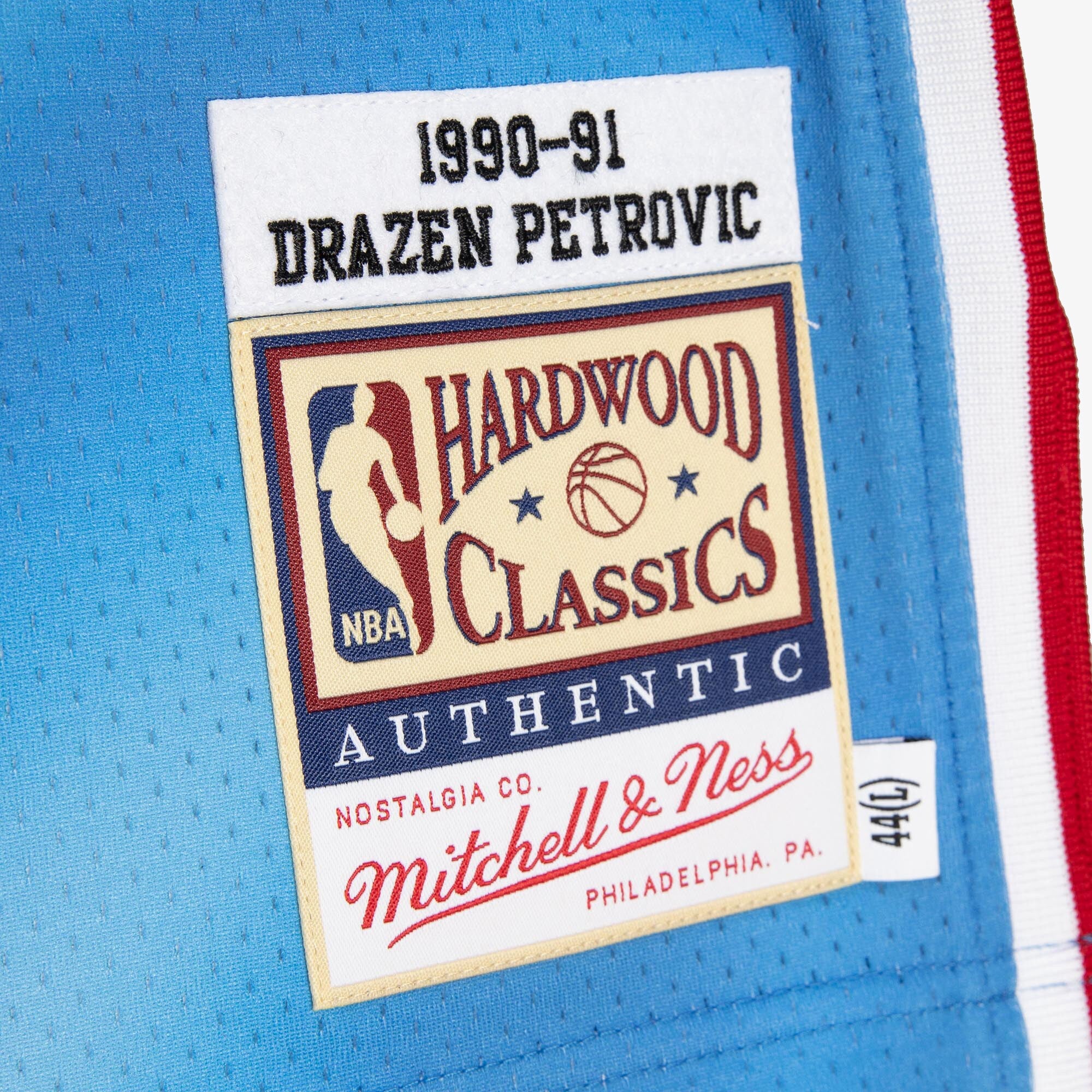 Mens Mitchell & Ness NBA AUTHENTIC JERSEY NETS 1990 DRAZEN PETROVIC