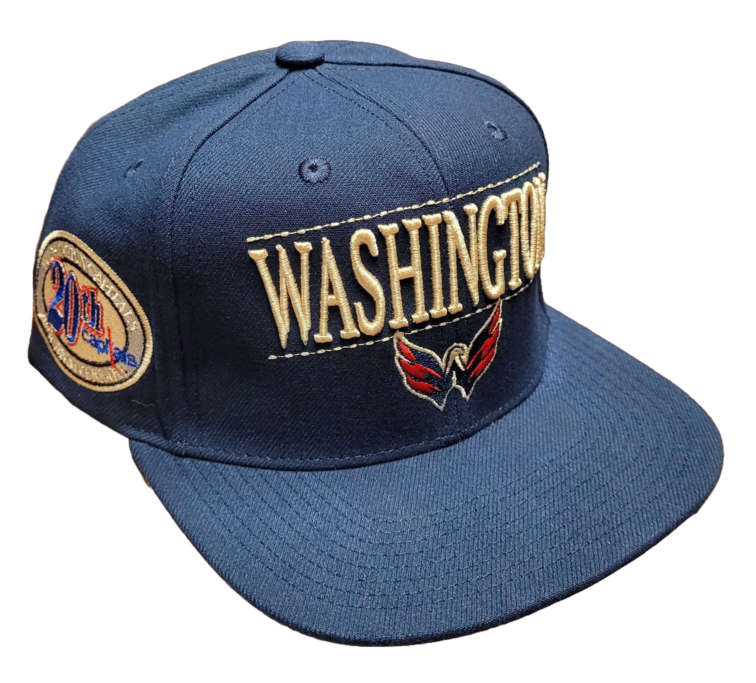 MENS MITCHELL & NESS NHL THE CITY SNAPBACK CAPITALS - NAVY