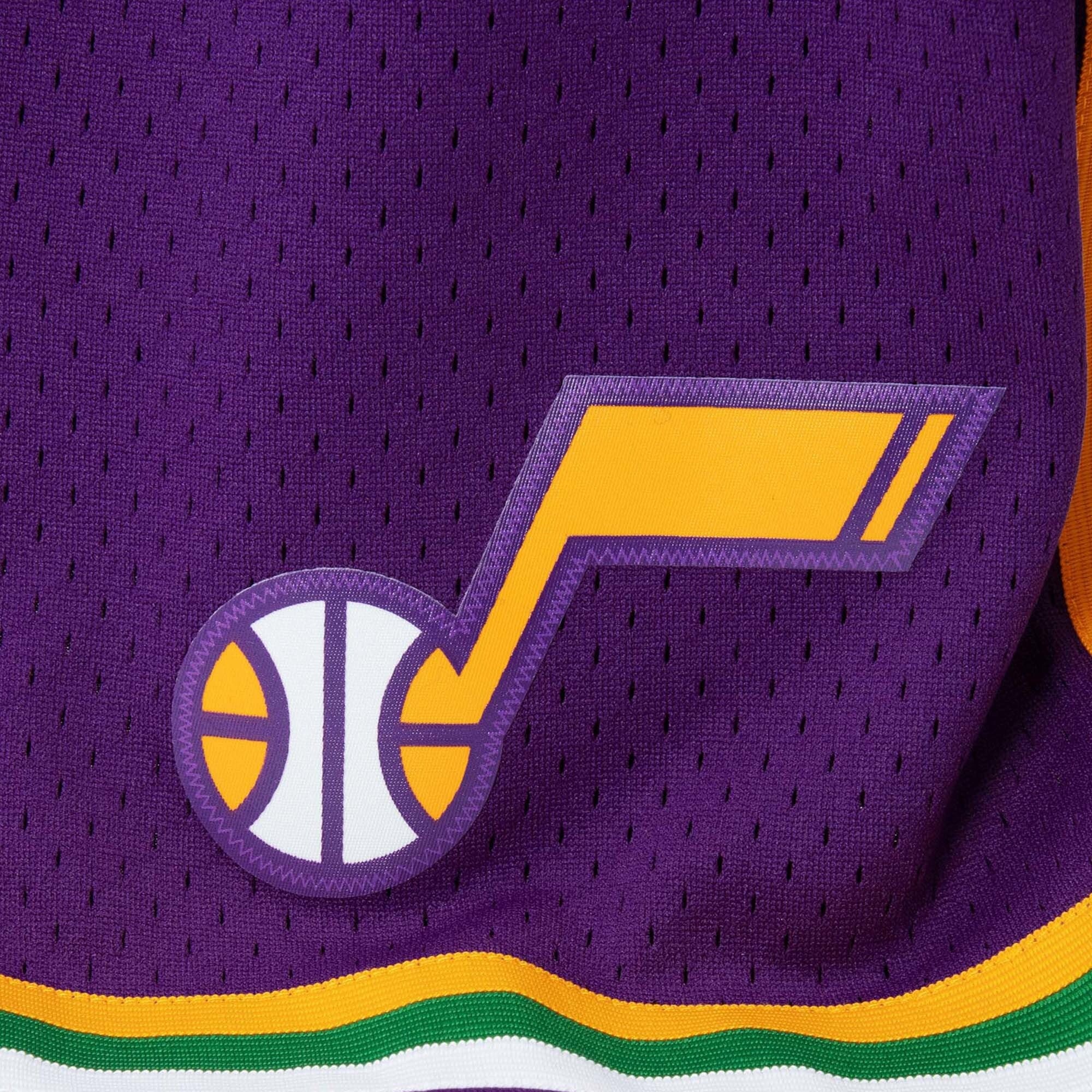 MENS MITCHELL & NESS NBA ROAD SWINGMAN SHORTS JAZZ 91-92