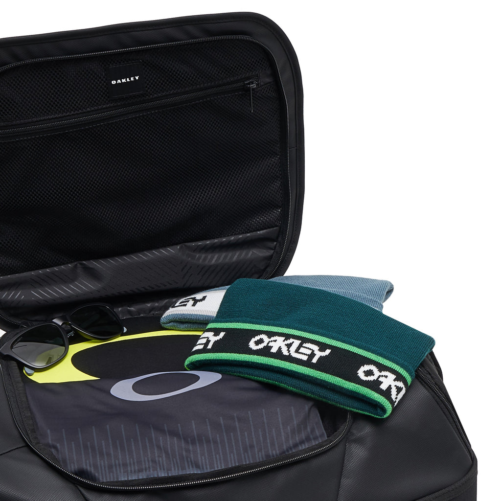 [921611-02E] MENS OAKLEY TRAVEL CABIN TROLLEY 2W