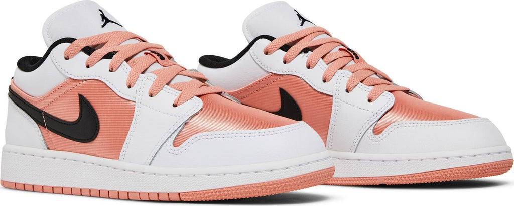 [DM8960-801] Grade School Air Jordan RETRO 1 LOW 'WHITE LIGHT MADDER ROOT (GS)'