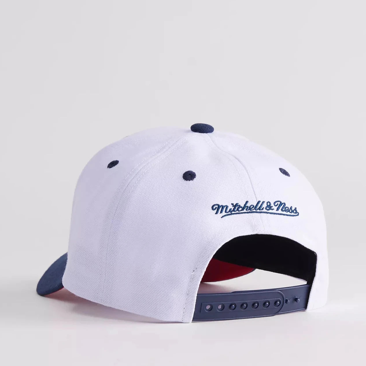 Mens Mitchell & Ness MLB EVERGREEN PRO SNAPBACK COOP PHILLIES